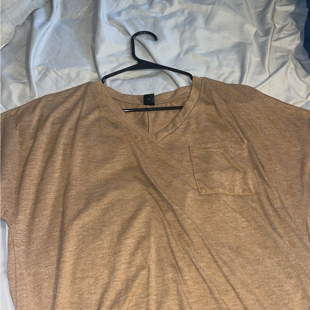 SHEIN Tan Short Sleeve Tee